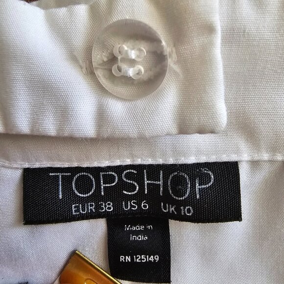 Topshop Cherry Off Shoulder Ruffled Casual Crop Top US 6 - Picture 7 of 9
